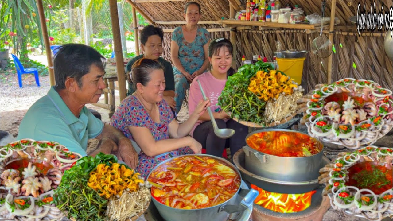 Lẩu Thái Bạch Tuộc Kẽm, Tôm Thịt Chua Cay | Thu Hoạch Đậu Bắp Đầu Mùa Ngoài Đồng Quê || Harvest okra