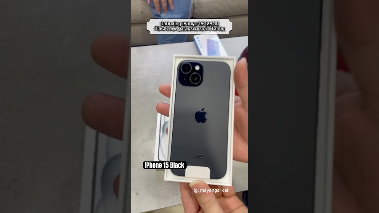 Unboxing iPhone 15 Black 128Gb bekas garansi resmi. 