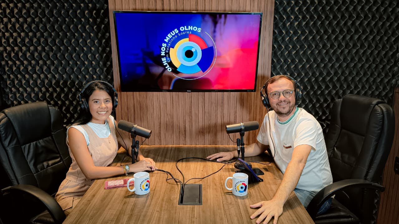 VITORIA MACIEL | OLHE NOS MEUS OLHOS  COM RENATIHO SOARES #150