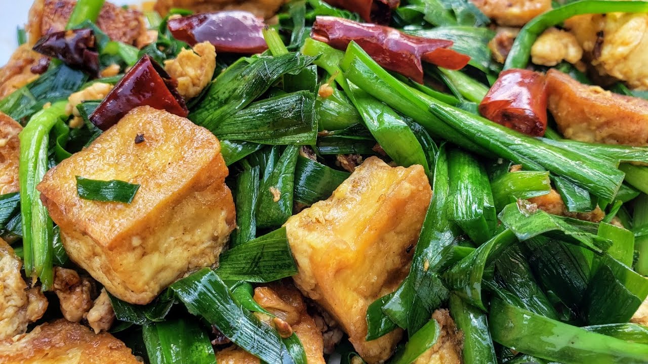 Simple And Tasty Chinese Chives With Tofu