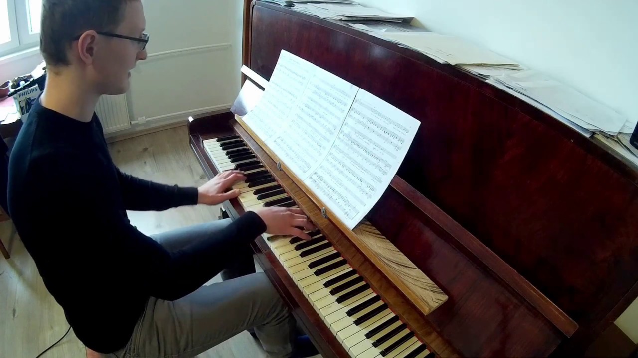 Život je jen náhoda (Jaroslav Ježek) - Piano cover, with singing