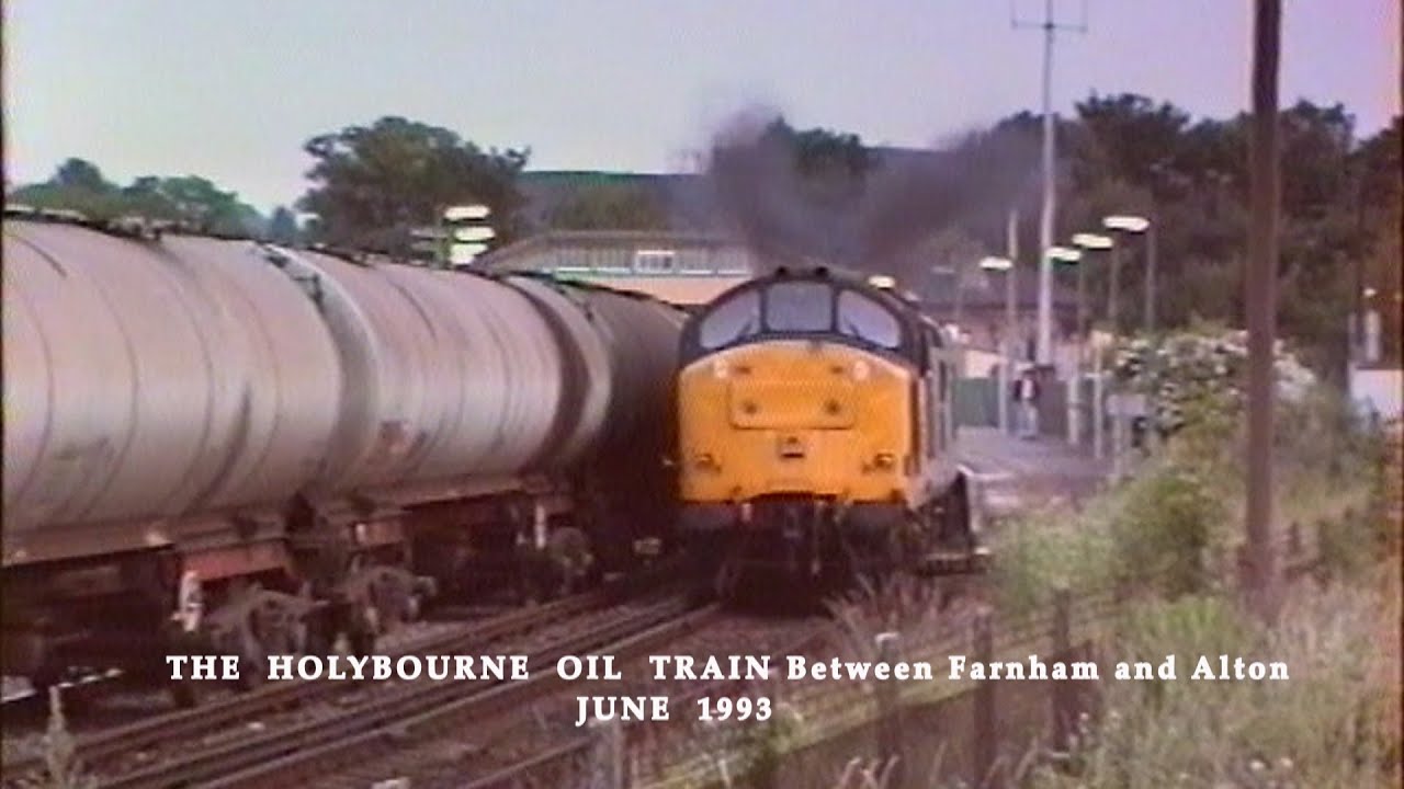BR in the 1990s The Holybourne Oil Train in June 1993 Between Farnham and Alton