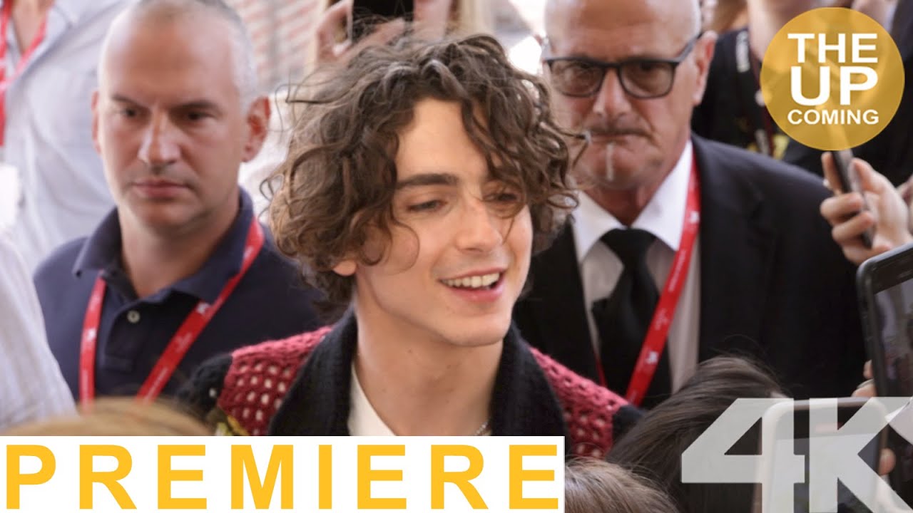 Bones and All arrivals Timothée Chalamet fans greeting, Taylor Russell Luca Guadagnino Chloë Sevigny