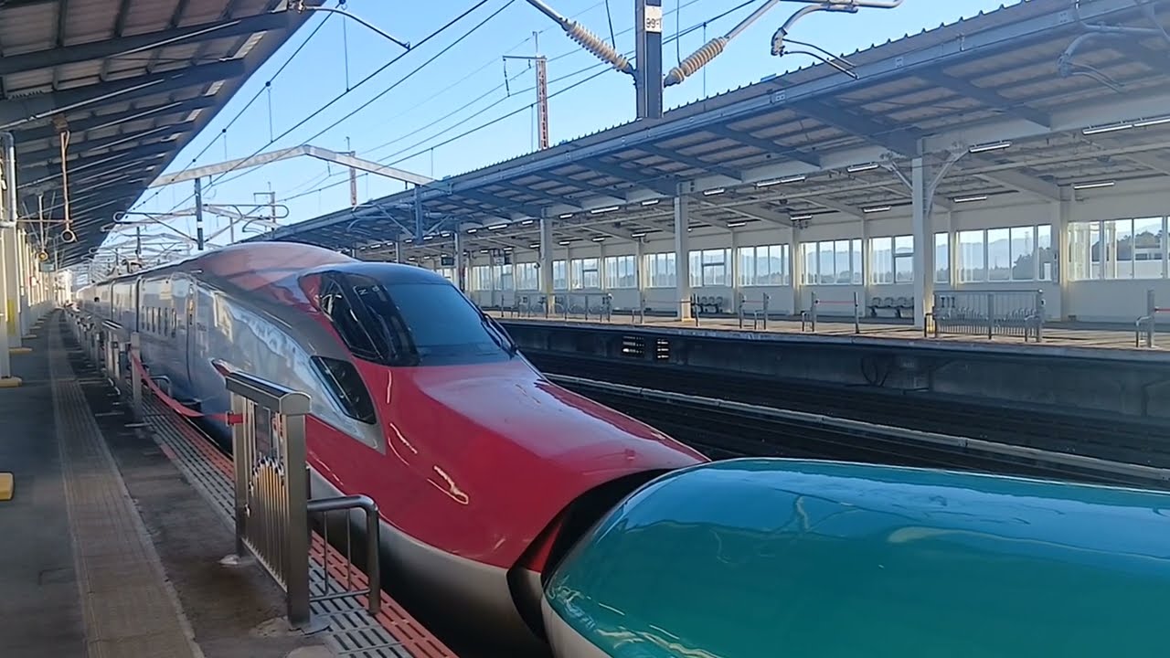 E6系Z5編成+E5系U40編成　やまびこ205