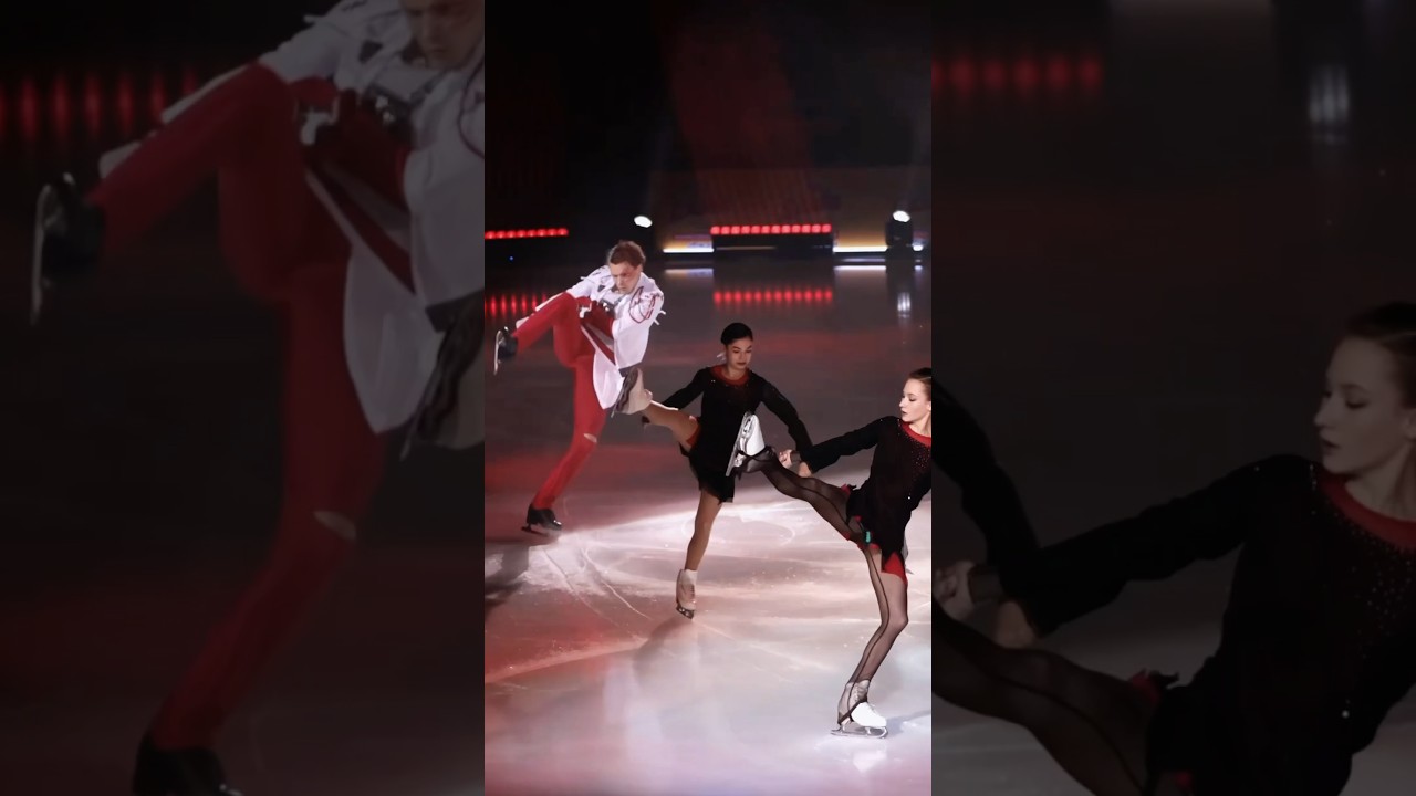 Софья Акатьева, Аделия Петросян, Евгений Семененко &mdash; Phantom