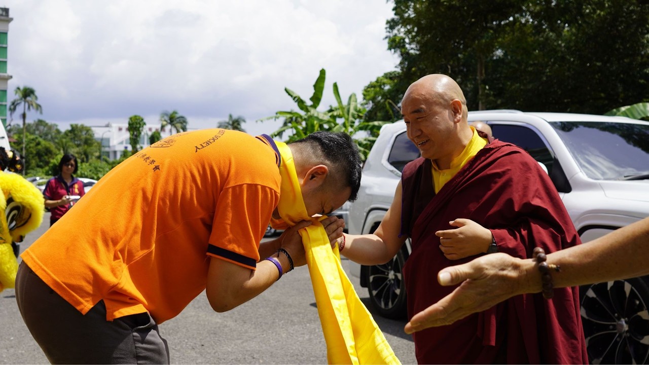 Welcome Very Venerable Tulku Damcho Rinpoche! 欢迎尊貴的祖古唐却仁波切的莅临！