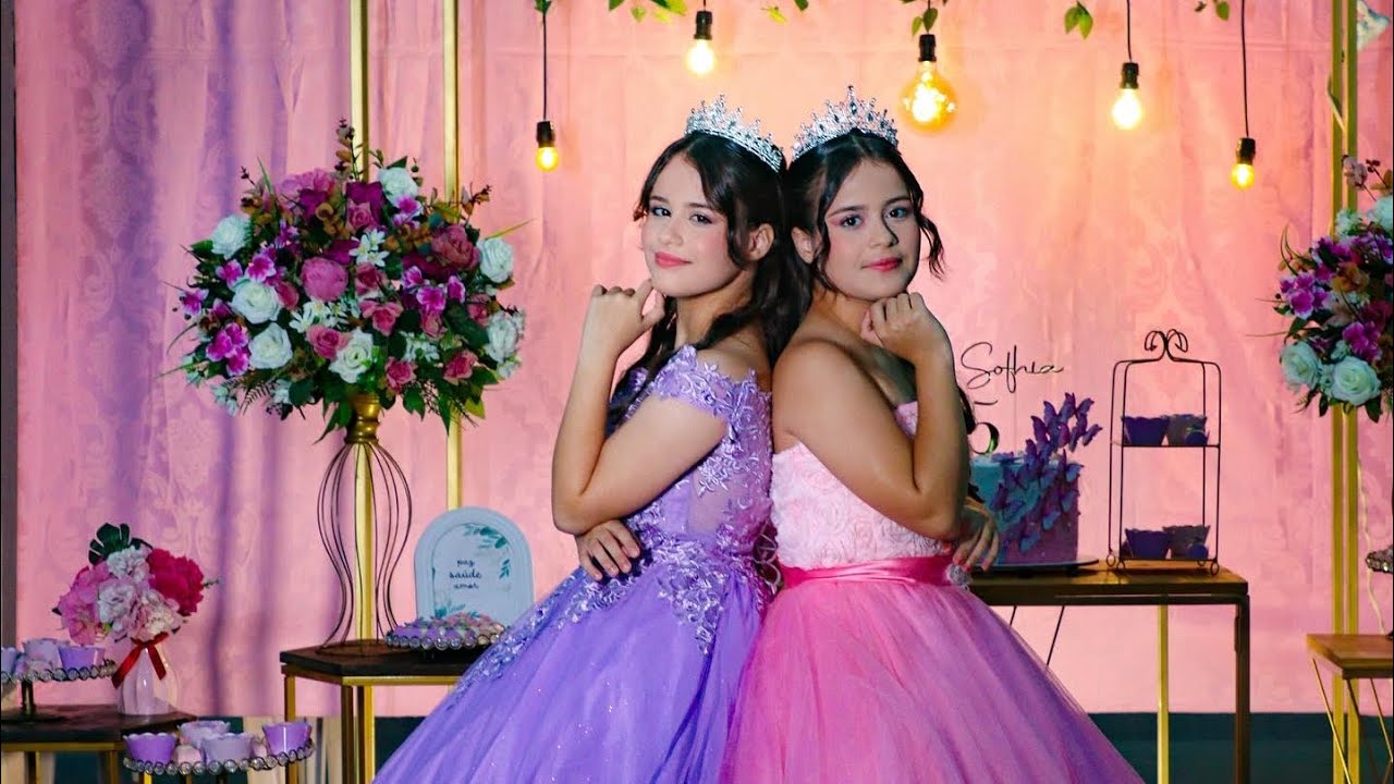 Sarah e Sofhia - 15 anos 