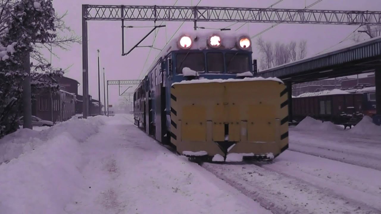 411S-136 + ST43-398, Dworzec PKP Zielona G&oacute;ra