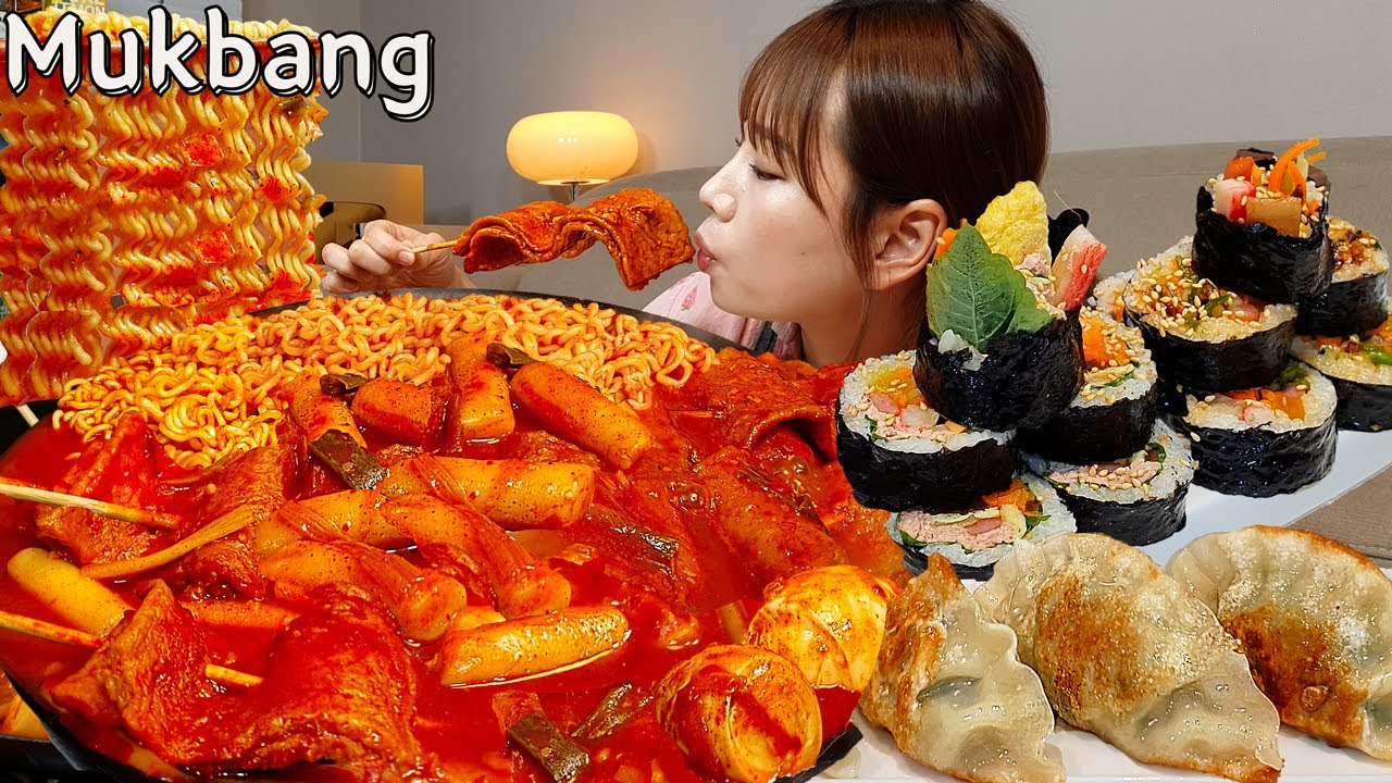 Sub)Real Mukbang- Острые токпокки 🔥 Рамен 🍜 Кимбап 🍙 Лимонный хайбол 🍋 КОРЕЙСКАЯ ЕДА ASMR