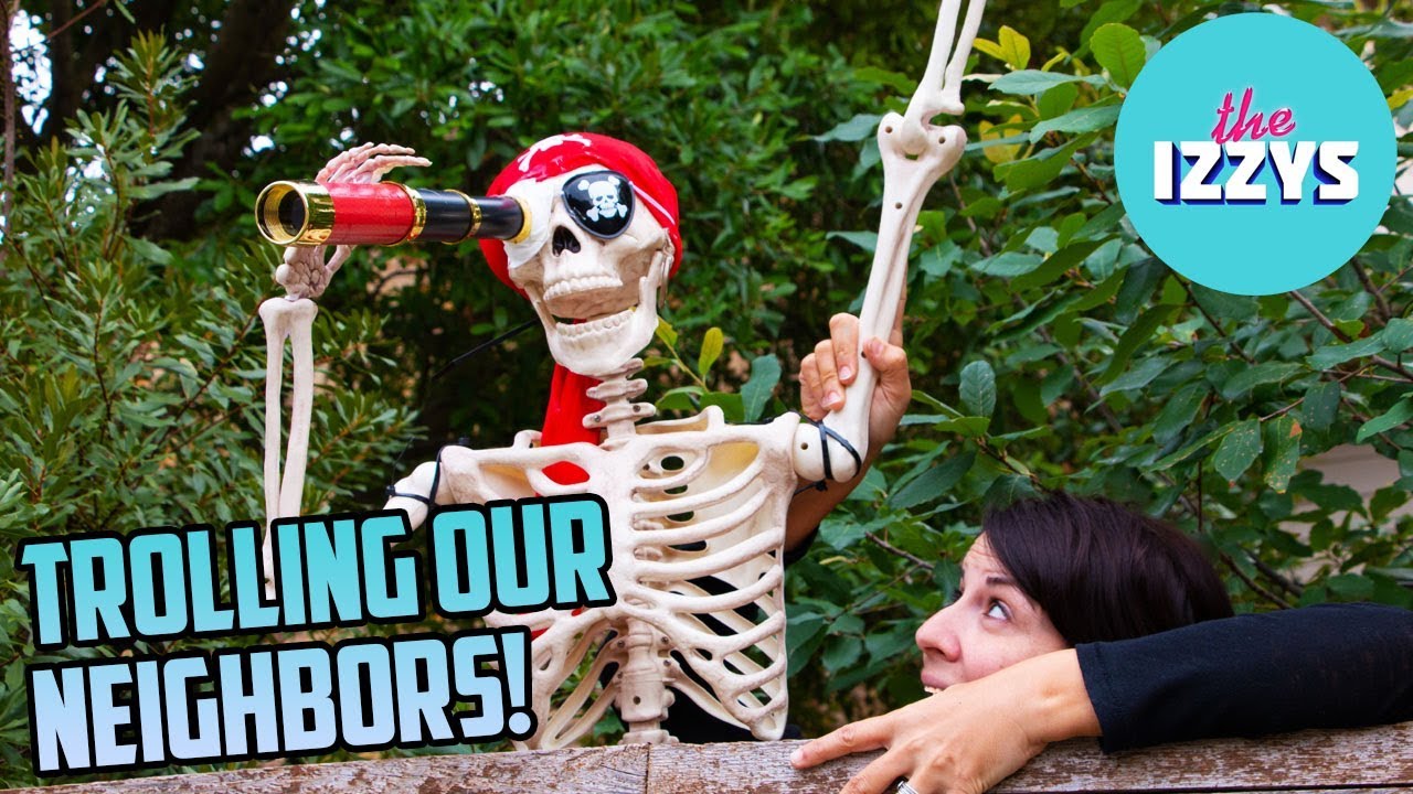 TROLLING OUR NEIGHBORS WITH HALLOWEEN DECORATIONS!