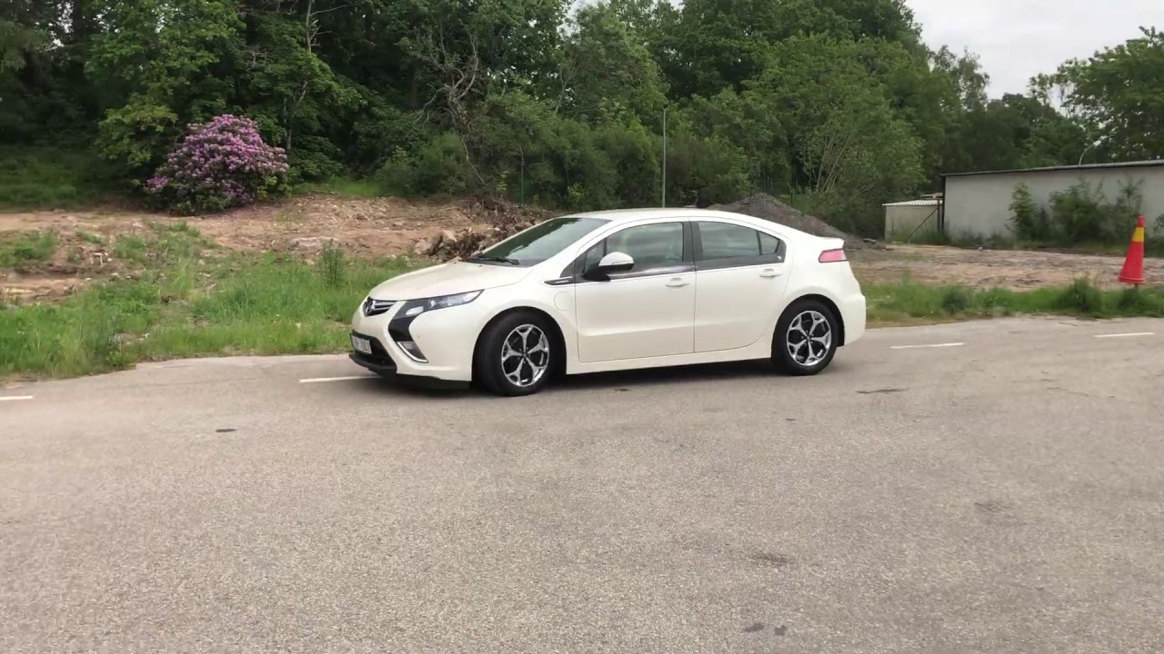 Opel Ampera 2012