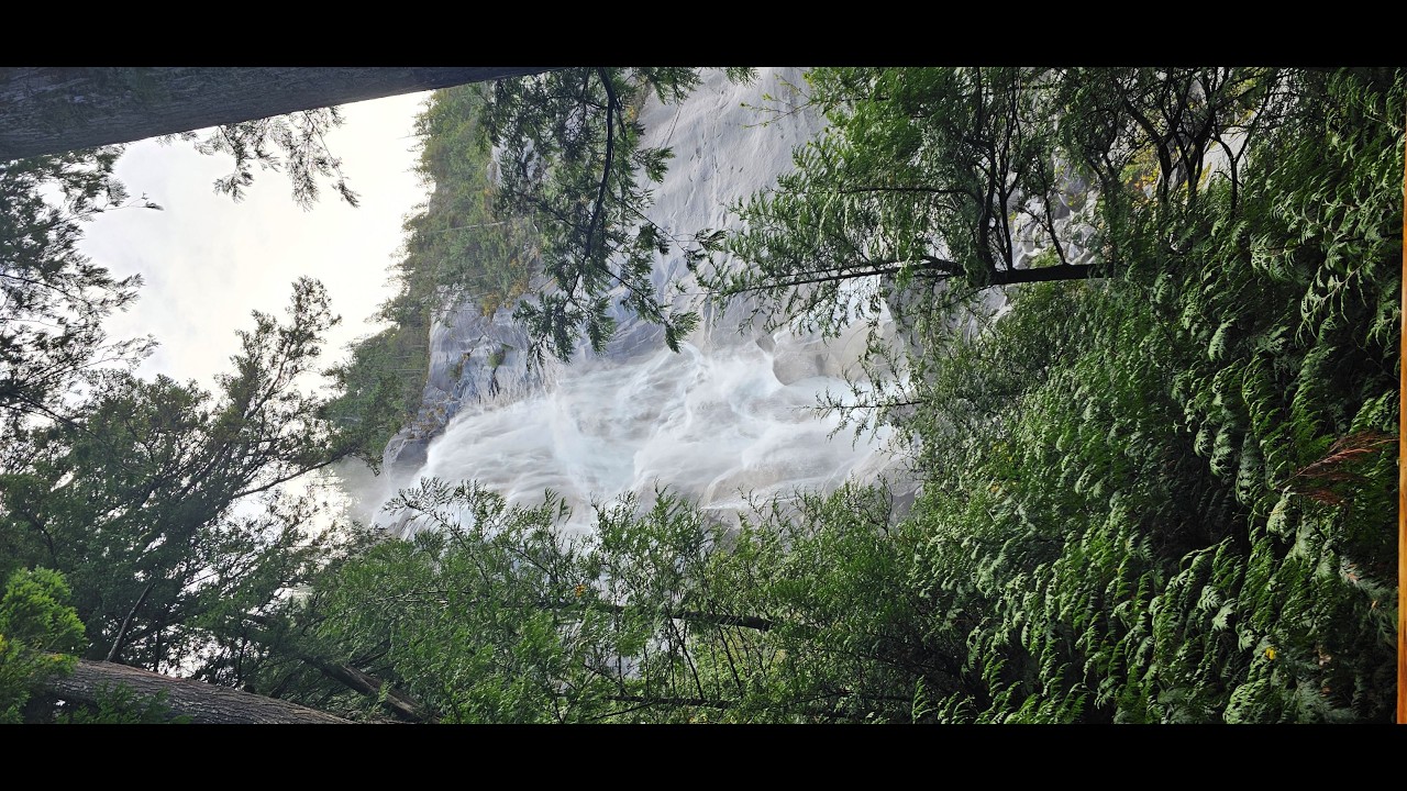 Shannon Falls Vancouver BC - Family outing