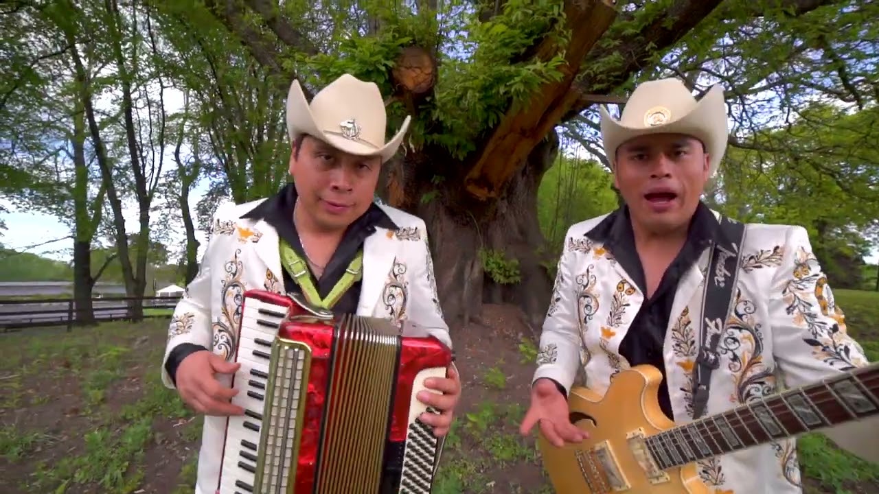 Los Lumaquinos Alegres - Pariente Del Diablo (Video Oficial)