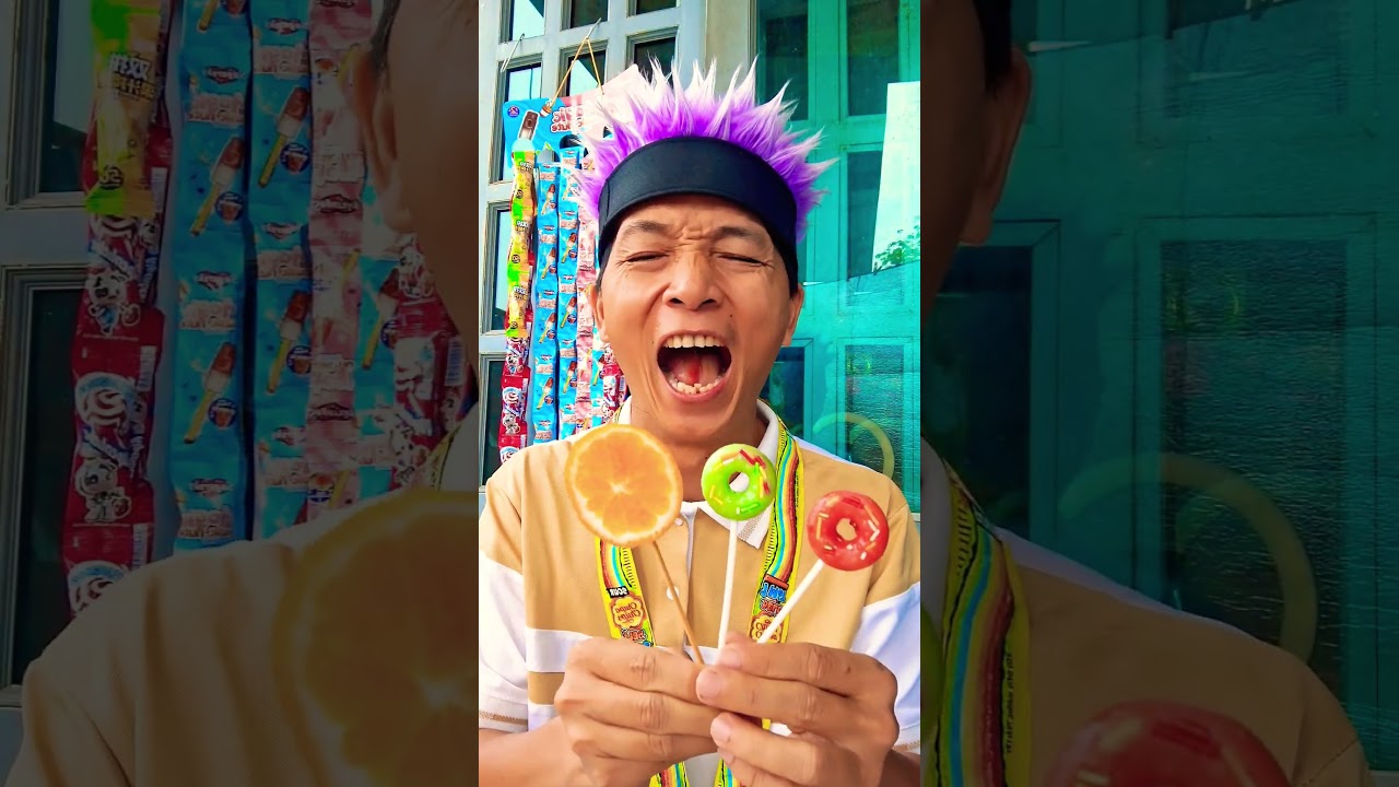 EATING DONUT 🍩 LOLLIPOP CANDY AND SOUR LEMON 🍋 😋 ASMR AMERICA