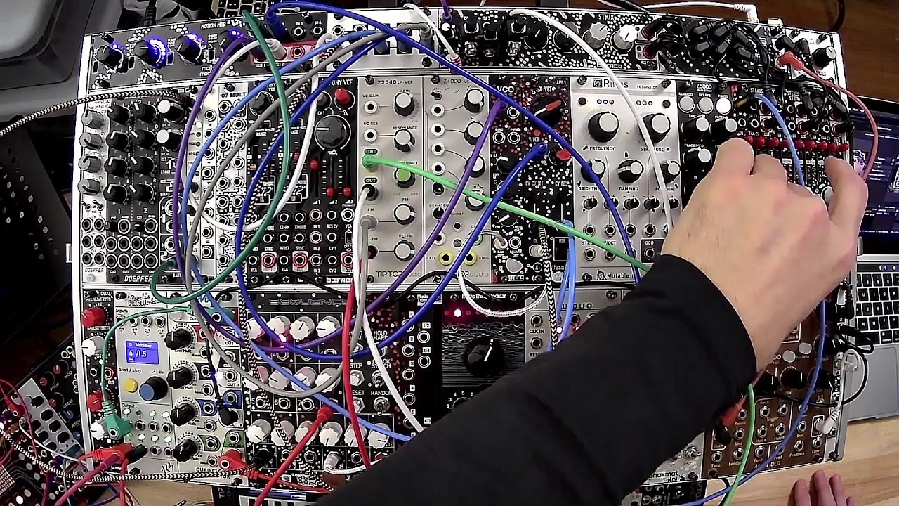 Synth Demo Live Stream