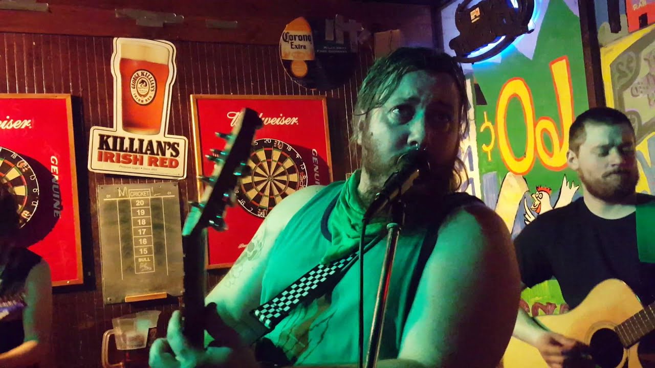 Brown Seed - Dirty Reggae Punx (Live Feat. Fiyahmanxx and The Hypnotyzer)
