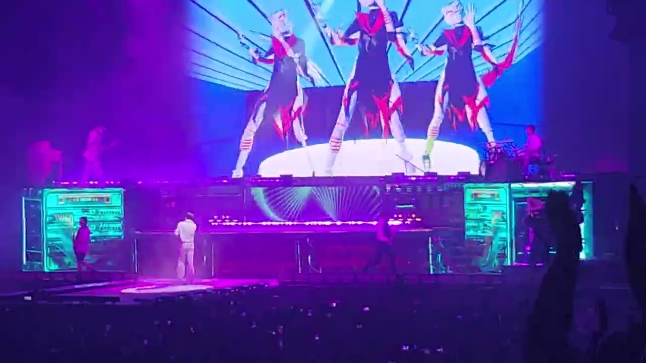 Bring Me The Horizon - Kingslayer live Houston Texas 9/26/2025