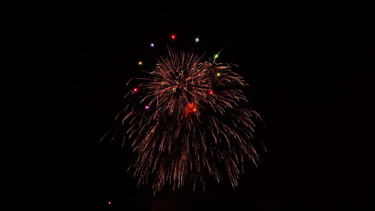 Feuerwerk zum Neusser Bürgenschützenfest