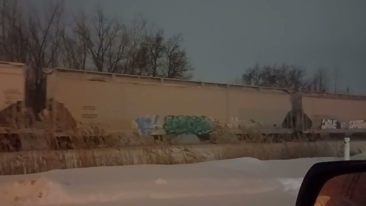 Quick clip of WE manifest train 291 coming into Medina