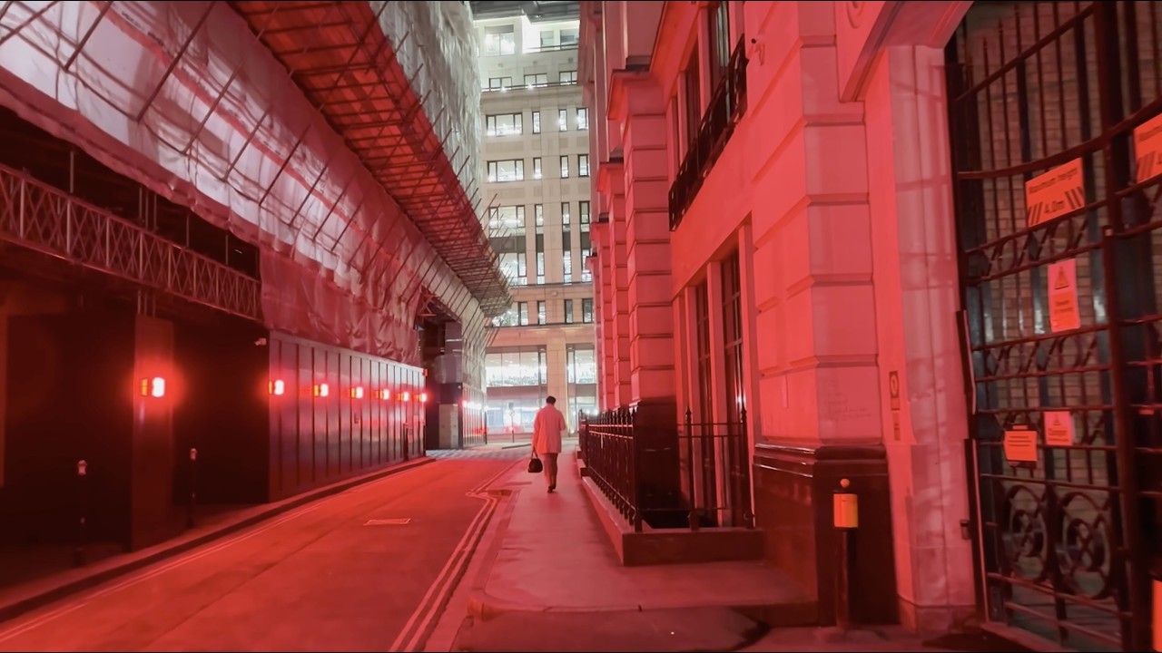 Night Walk in the City of London before the Storm | 4K HDR | ASMR