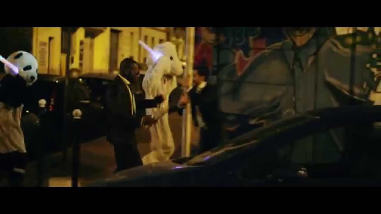 CAMRO L'ALCOOL c'est de L'EAU (Clip Officiel)