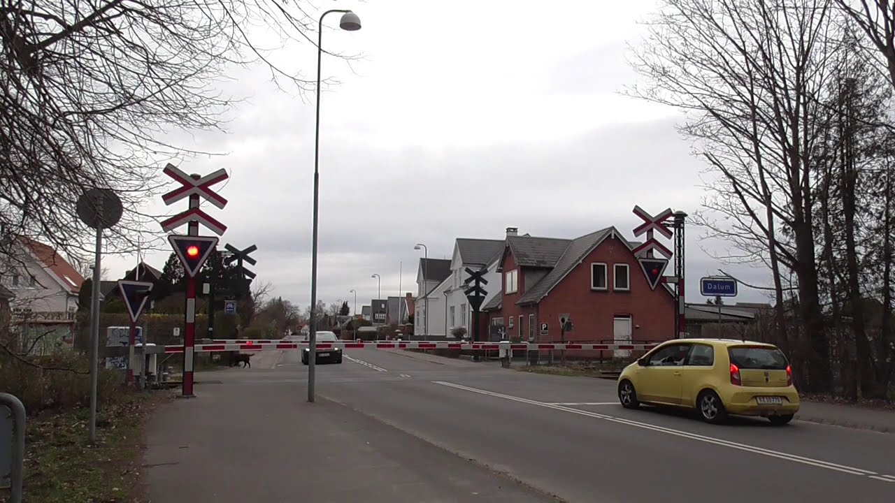 Jernbaneoverskæring Dalum/Spoorwegovergang /Level Crossing/ Passage a Niveau/ Bahnübergang