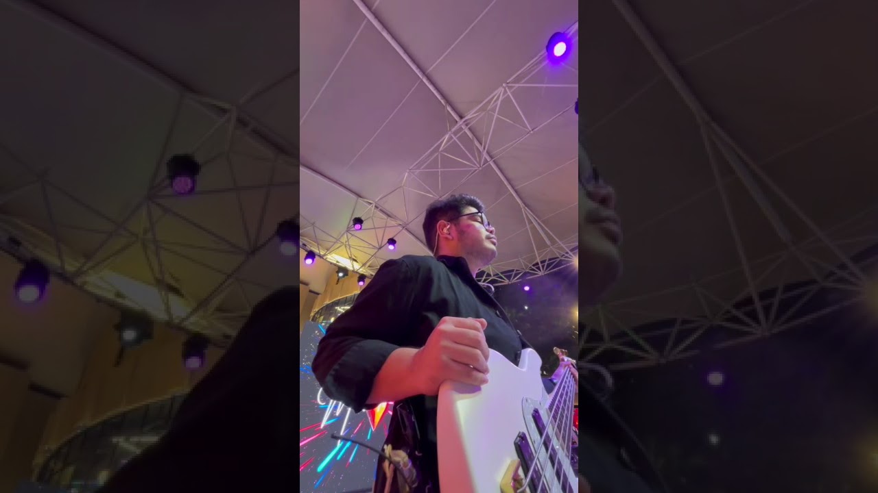 Rayu - Marion Jola Bass Cam @ La Piazza