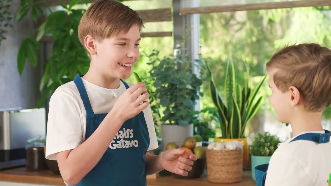 S02E01 - From Dumplings to Soup!