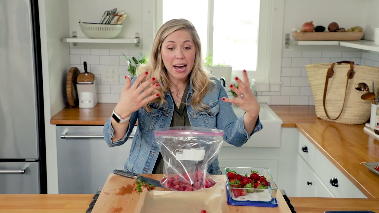 How to Freeze Fresh Strawberries, Blueberries, and All Other Berries