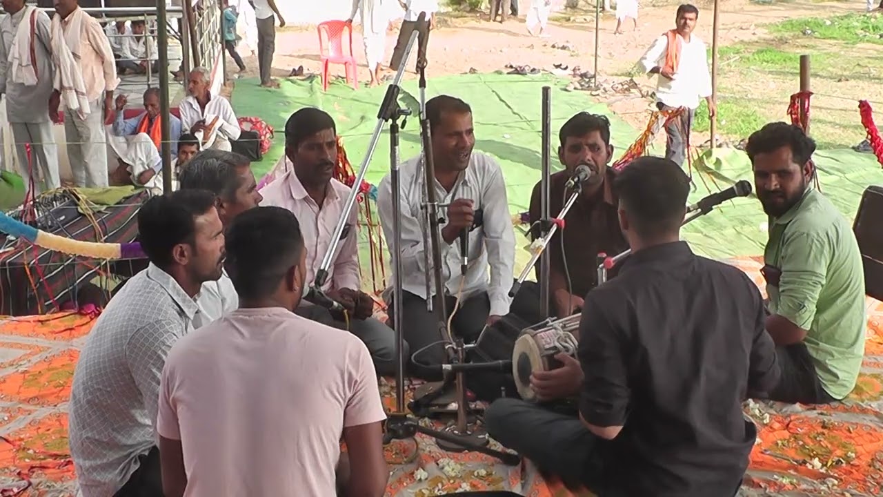 कोई पियो राम रस बूटी (साधु बाबा भजन मंडल डोडियाकहूं ) गायक घनश्याम भैया ढोलक भूरू भाई 