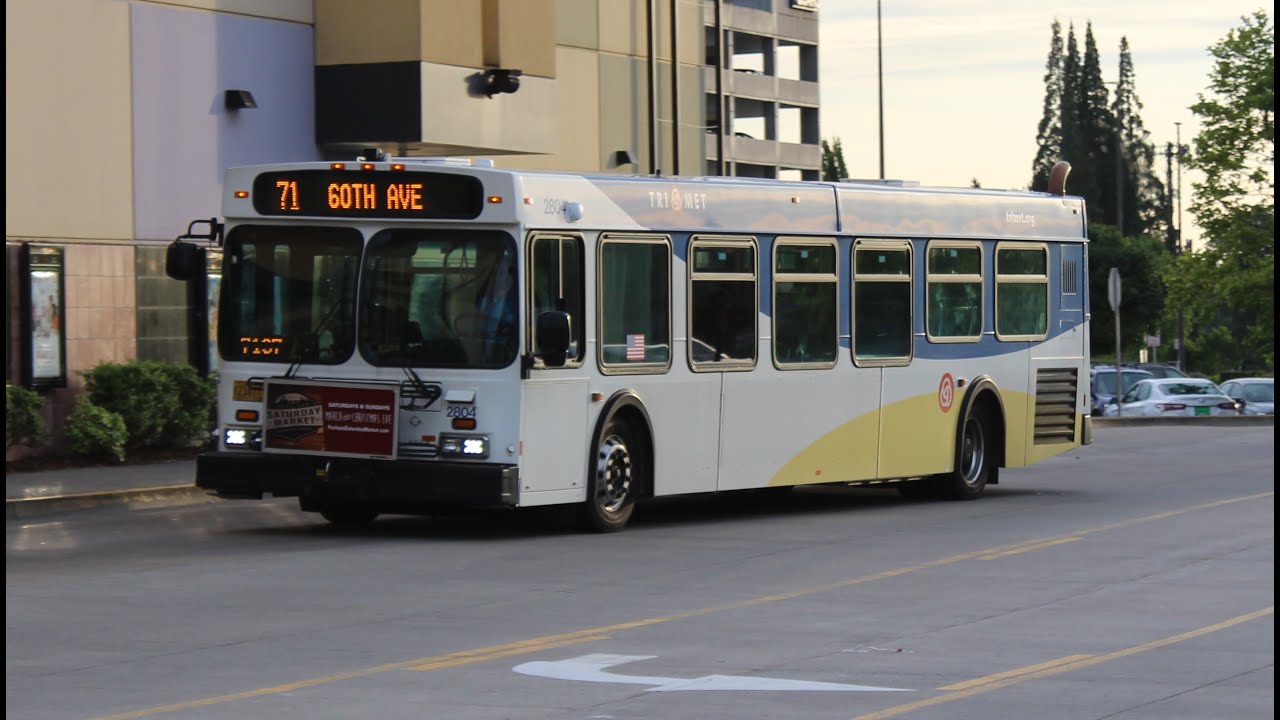 TriMet 2002 New Flyer D40LF #2617 onboard route #71