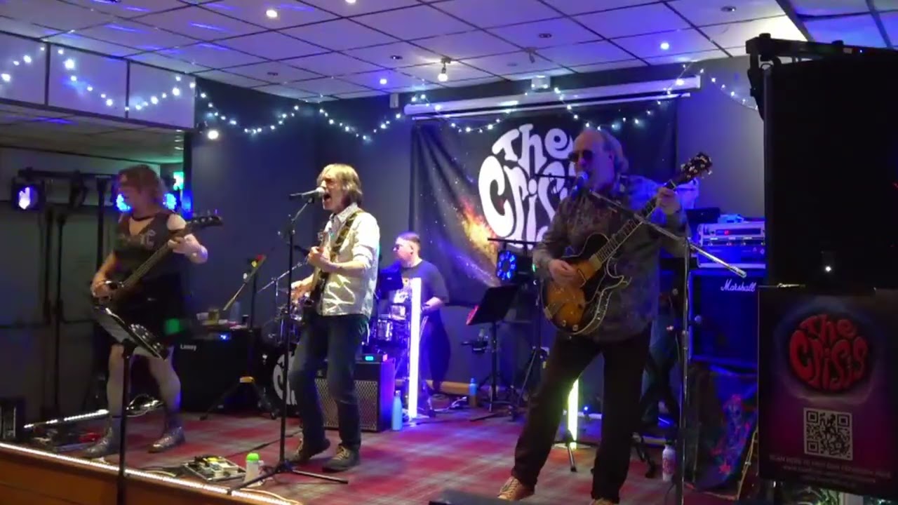 The Crisis - Round Are Way (Oasis cover)