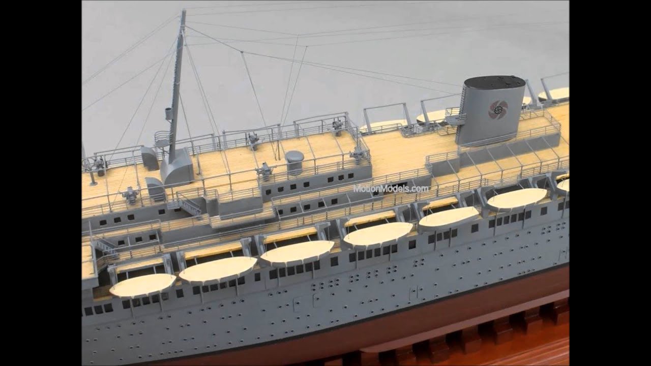 Floating Palaces, Models.