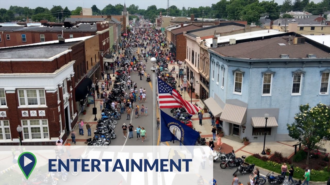 Life In Elizabethtown, Kentucky - Entertainment