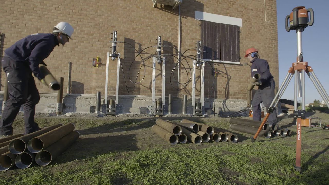 Consolidamento fondazioni con pali e resine per recupero edifici (2016)