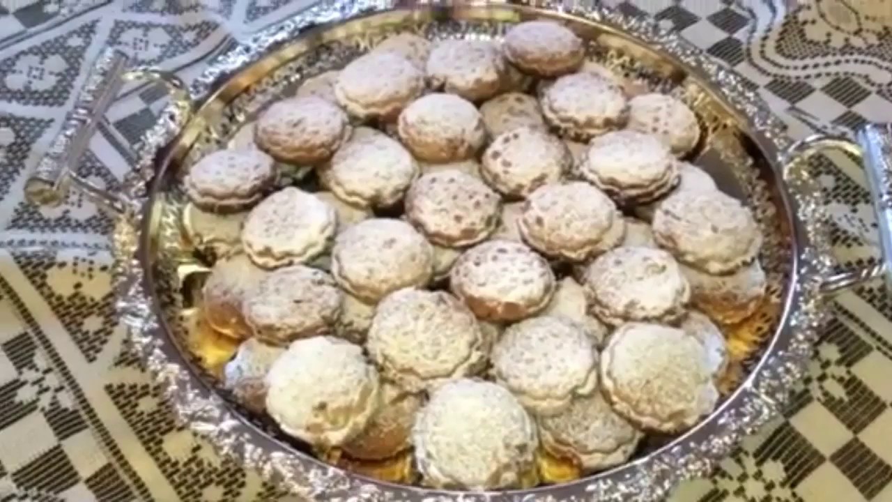 غريبة بدون بيض سهلة و سريعة التحضير بمذاق رائع ضروري تجربيها