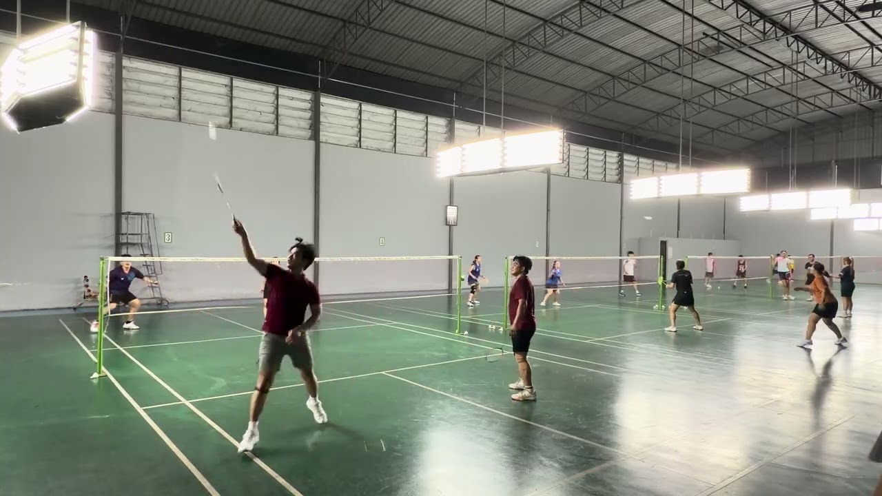 ตีก๊วน🏸: Kit + Koh vs Ying + Addy ⏩️⁨ @SAENGNUEABAD ​