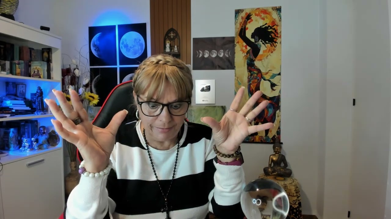 LEO 🦁EXITOS TENER TODO M&Aacute;S CLARO EN PERSONAS  CERCANAS  #tarot #tarothoy #leo #tarotgratis