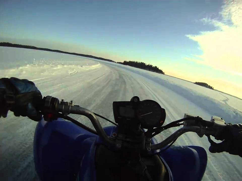 Yamaha Raptor R1 1000cc crazy farmer vs. Honda 450cc drunken chef