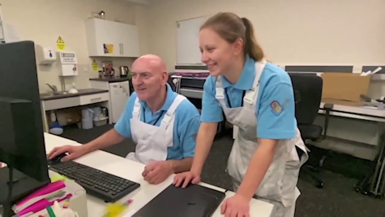 Day in the life - Painting & Decorating apprentice Amber Glennie
