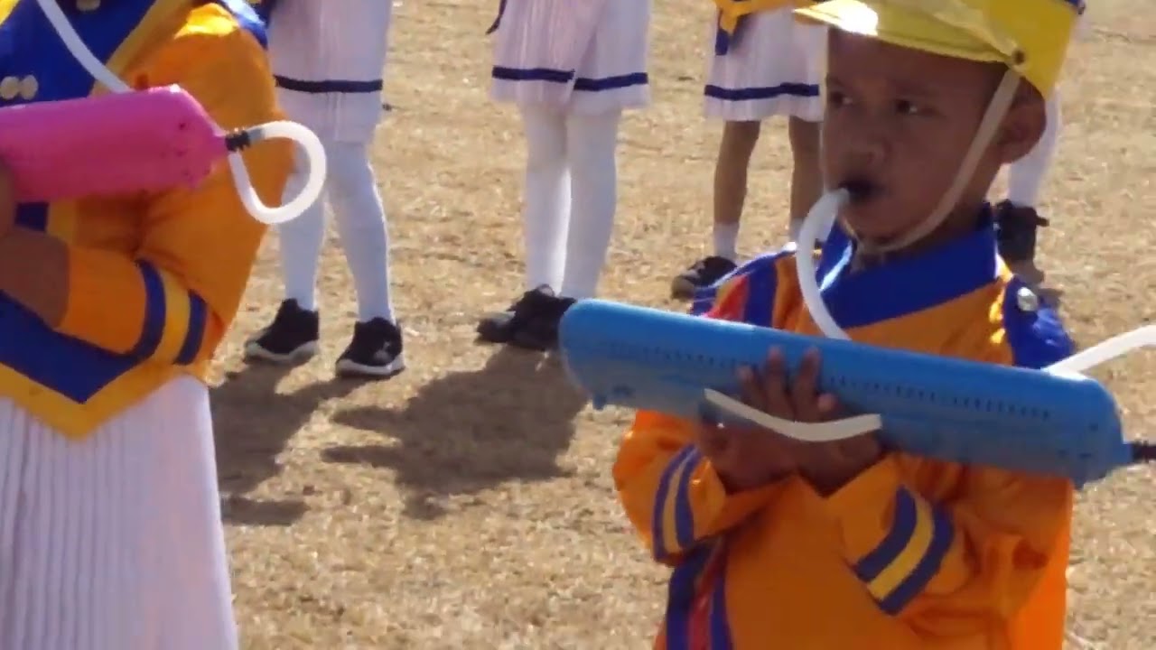 Penampilan Marching Band SDN 03 Jumapolo pada Upacara HUT RI Ke - 78 di Kecamatan Jumapolo