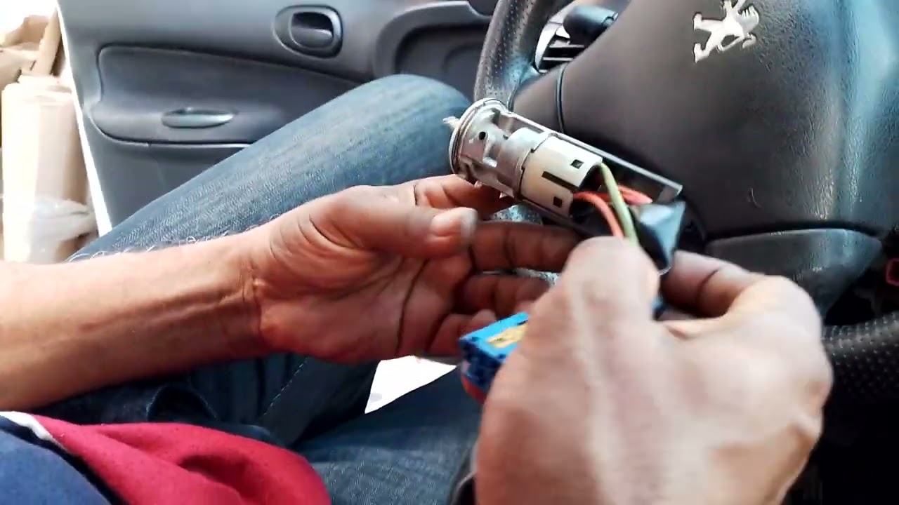 Como tirar o Cilindro da chave de ignição do Peugeot 2007? #façavocêmesmo
