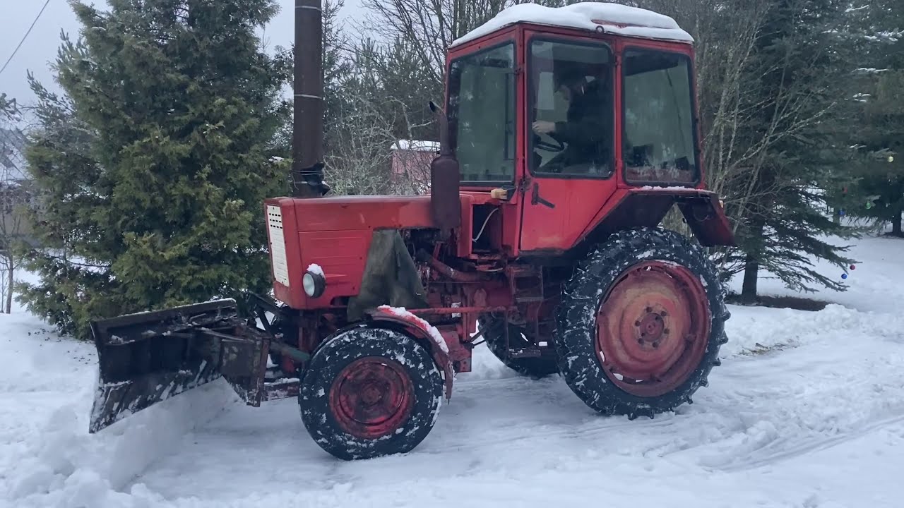 Уборка снега на Т25 / Snow removal with a tractor