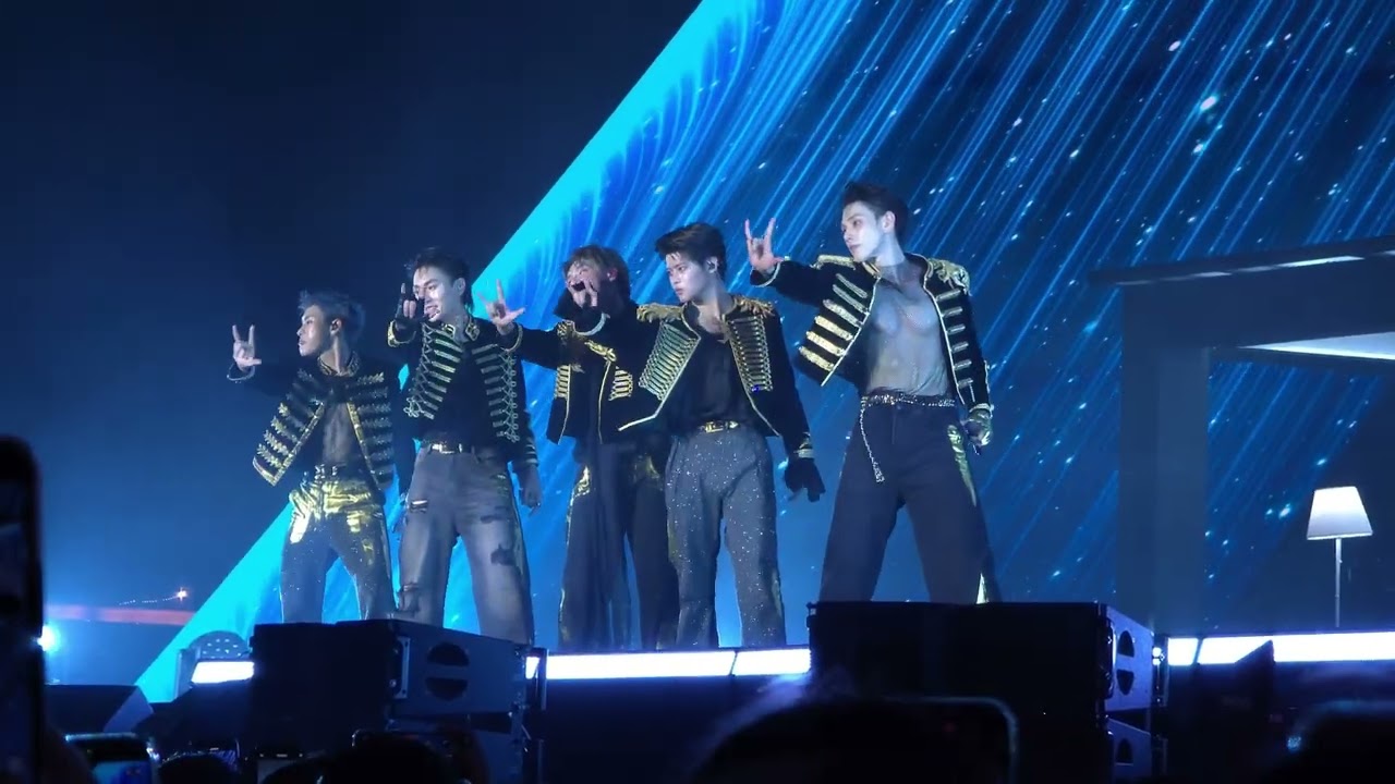 LAZ1 - รักไม่ยอมเปลี่ยนแปลง [ICONSIAM  30/12/2025]
