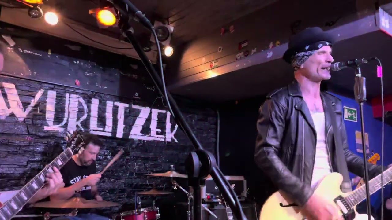 The Diesel Dogs. “Hold On”. Wurlitzer Ballroom, Madrid 