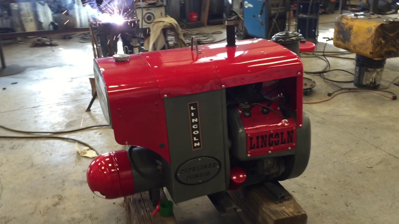 Lincoln SA-200 Pipeliner JR 1951 pipe liner JR in operation running pipeliner JR