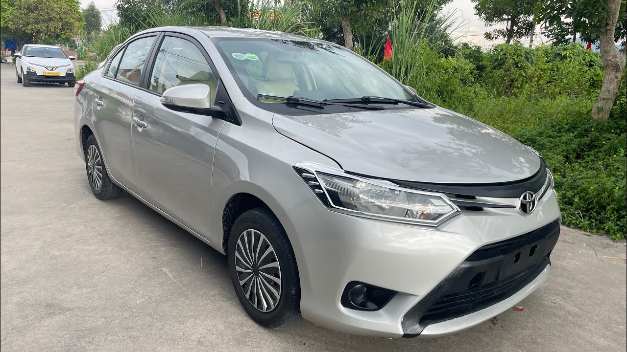 Vừa về Toyota vios 2015 giá bèo lắm 100 xx triệu 0983666166