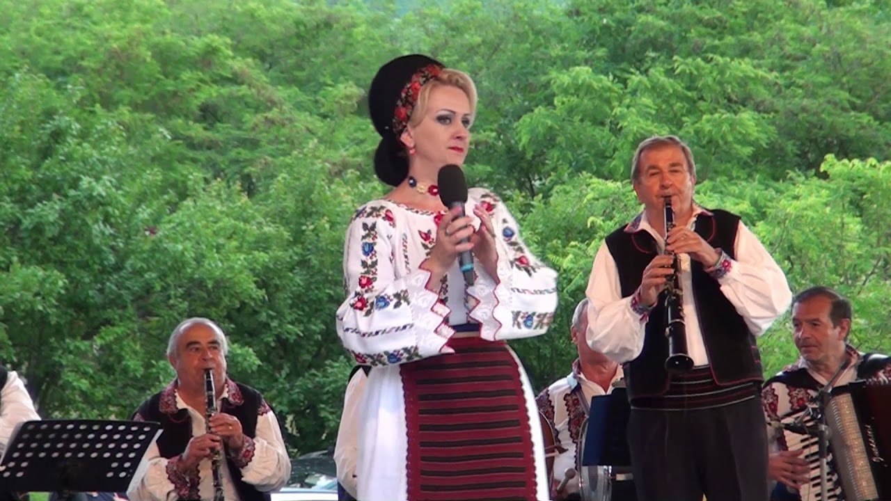 13 Mirela Manescu