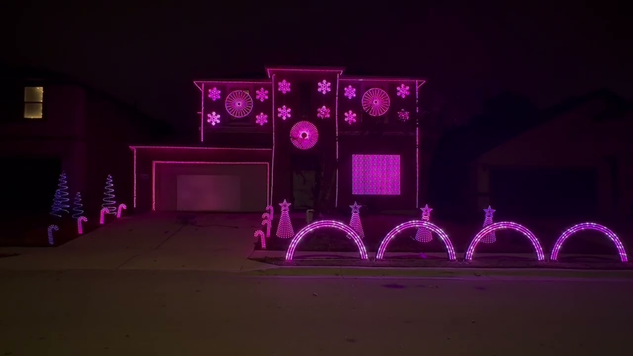Miraculum guitar instrumental by Lincoln Brewster - Christmas Light Show