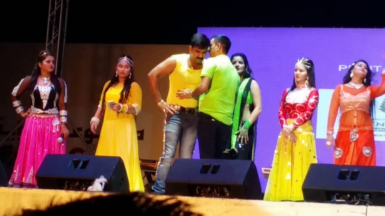 Pawan singh with all actress hindi bhojpuri Star Night 12 Sep 2016
